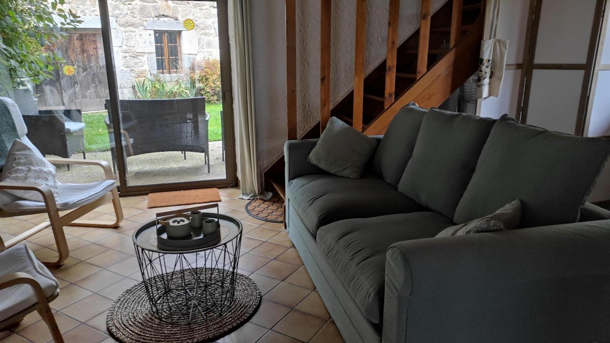 Gite La Roche Bertignat Eksteriør billede